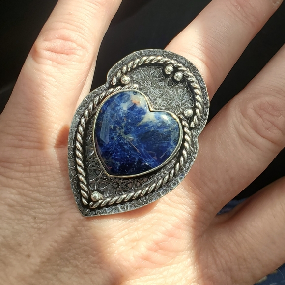 New Heart Shaped Sodalite 925 Silver Statement Ring. - Picture 7 of 16